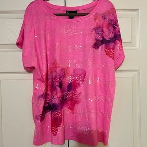Women’s pink top